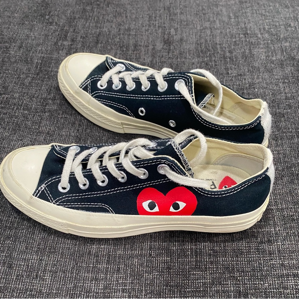 Converse Black Low-Top Sneakers with Red Heart Detail
